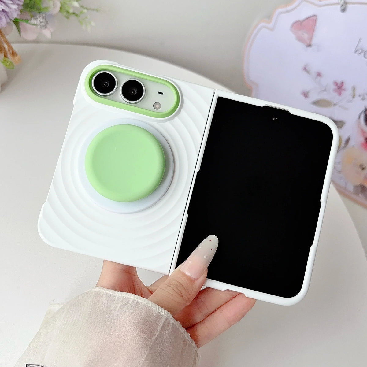 Fashion Macaron Colror Stripe Pattern Liquid Silicone 18 Ultra Case for iPhone Duo 18 Fold for Magsafe Bracket Shockproof Cover