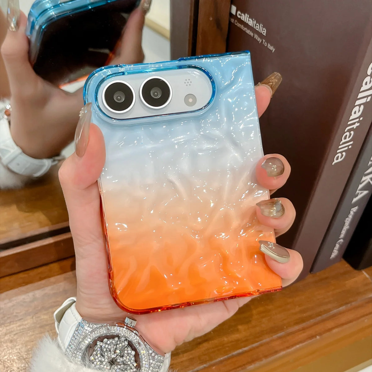Creative Pleated Water Ripple Gradient Color Phone Case for iPhone Duo 2026 New 18 Fold Dopamine Bracelet Wristband Clear Cover